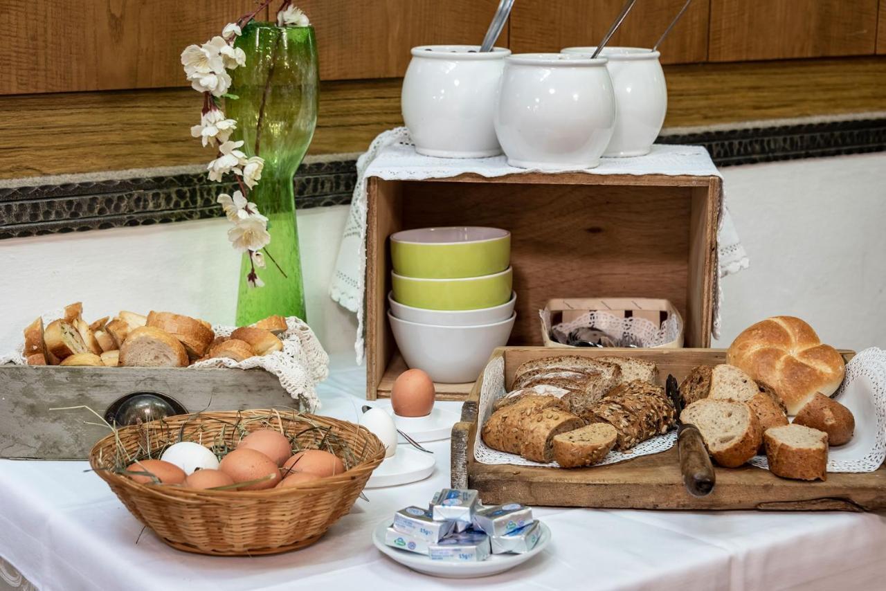 Hotel Weisse Lilie - Giglio Bianco Rio di Pusteria Esterno foto
