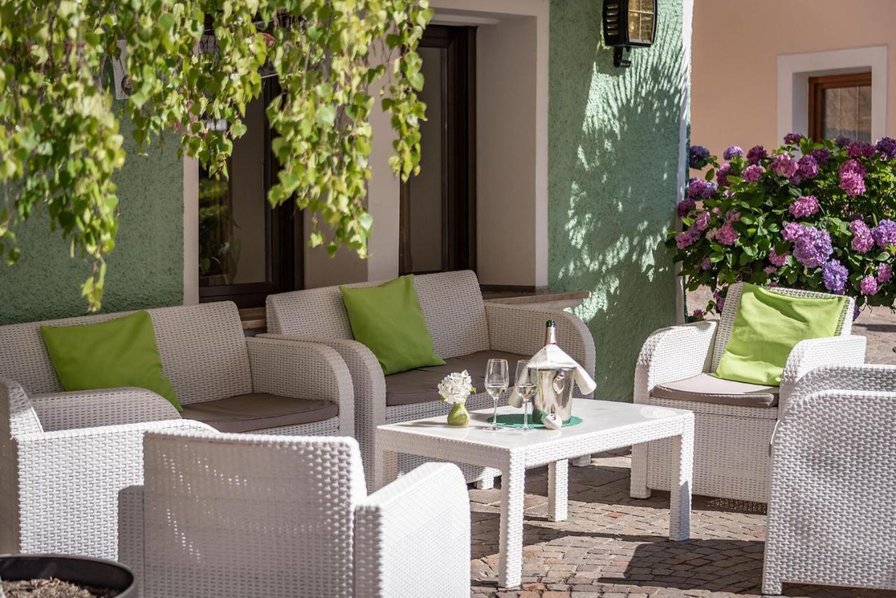 Hotel Weisse Lilie - Giglio Bianco Rio di Pusteria Esterno foto