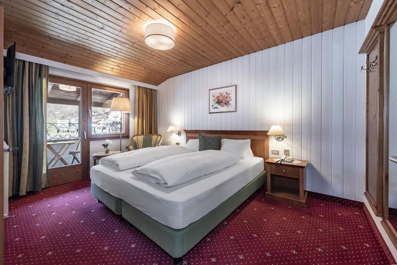 Hotel Weisse Lilie - Giglio Bianco Rio di Pusteria Esterno foto